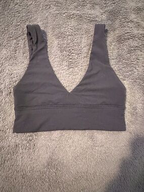 Lululemon v neck align bra size 4